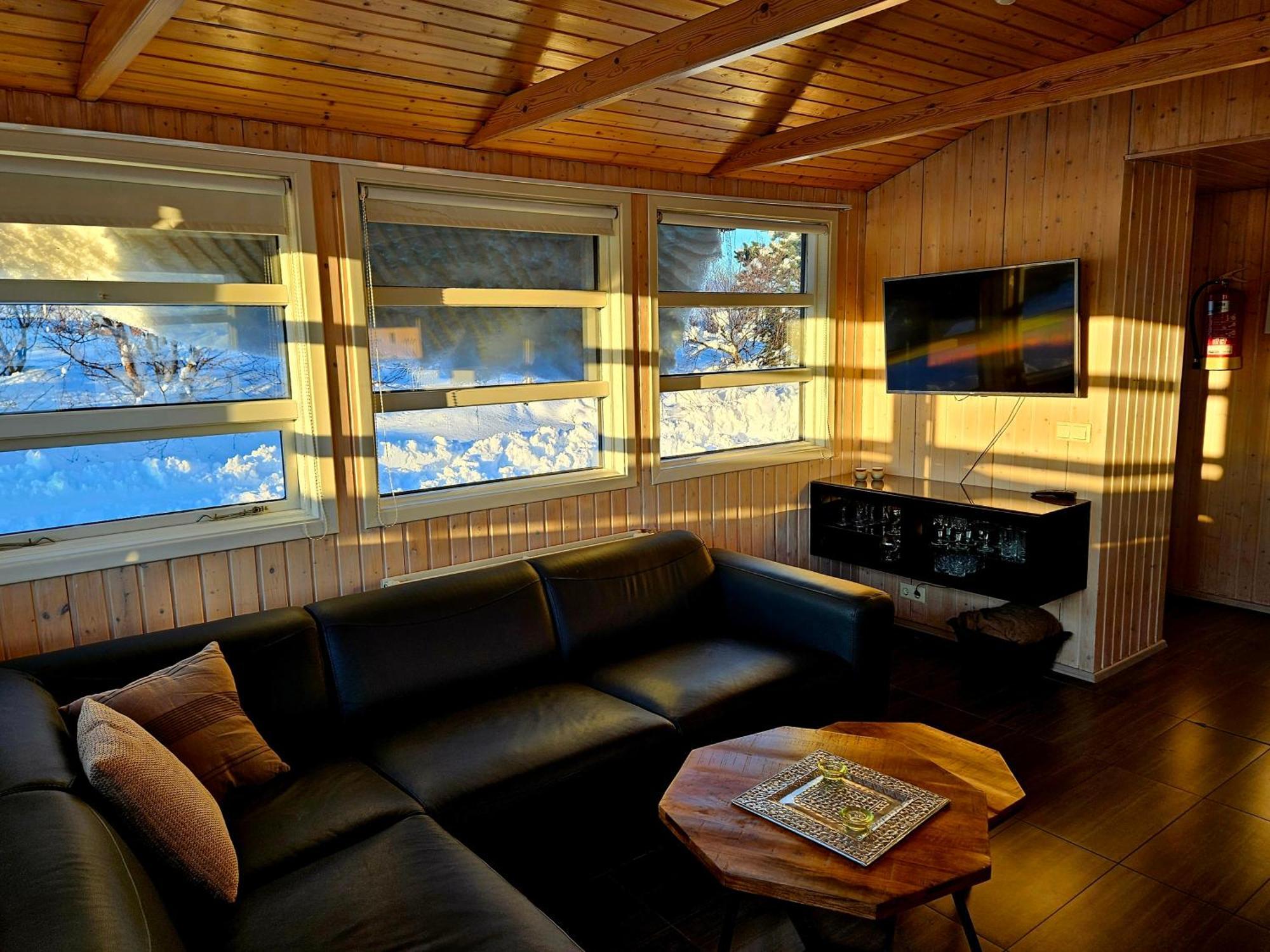 Aurora Vacation Homes Fagravik Акурейри Стая снимка