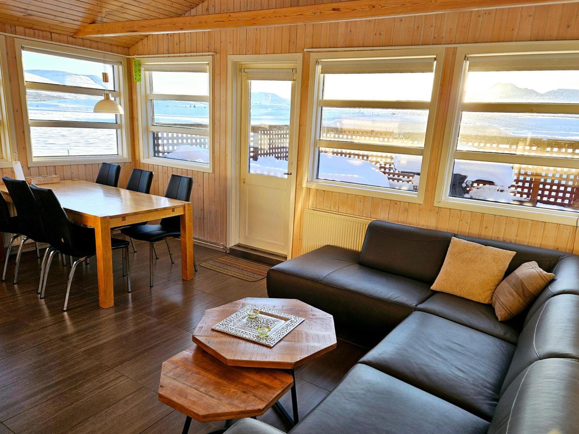 Aurora Vacation Homes Fagravik Акурейри Стая снимка
